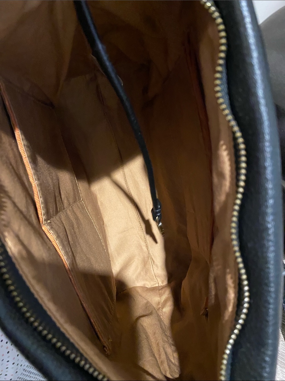 HOBO Marlowe bag - Picture 9 of 11
